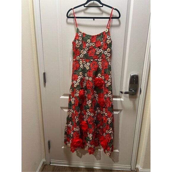 Elliatt Roselyn Embroidered Midi Dress Red wedding  birthday Vibe size S NWT$580 - Picture 4 of 7